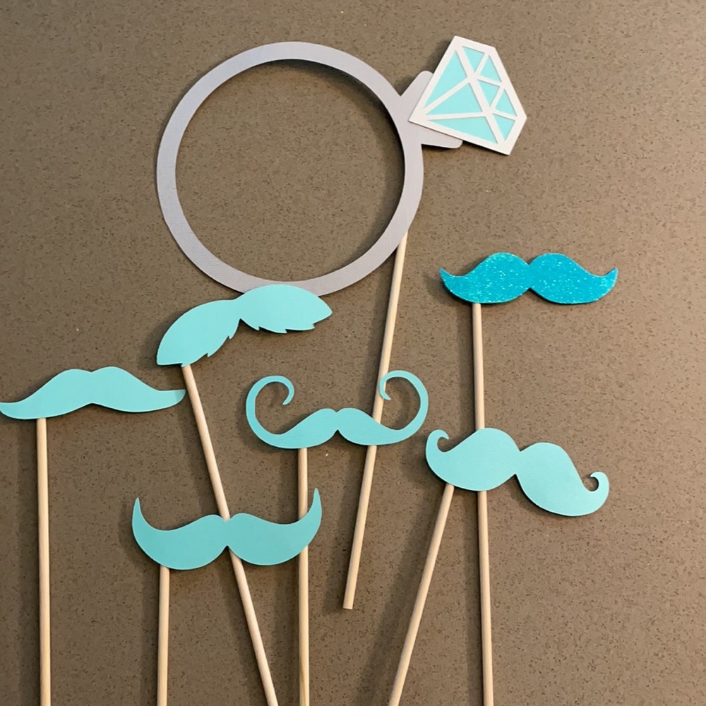 Photo Booth Props - Picture 12 of 16